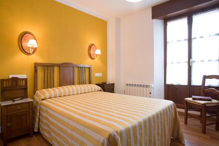 La Fonda De Bustio Hotel Kültér fotó